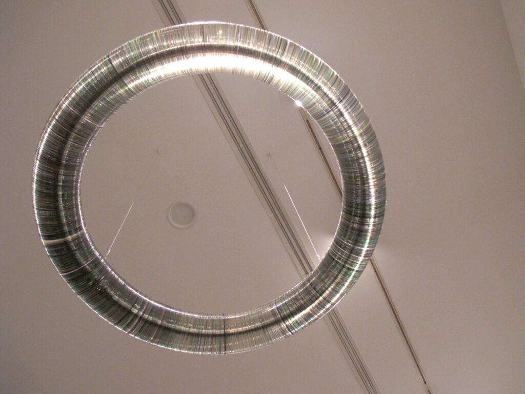 Loop – Khan Lee